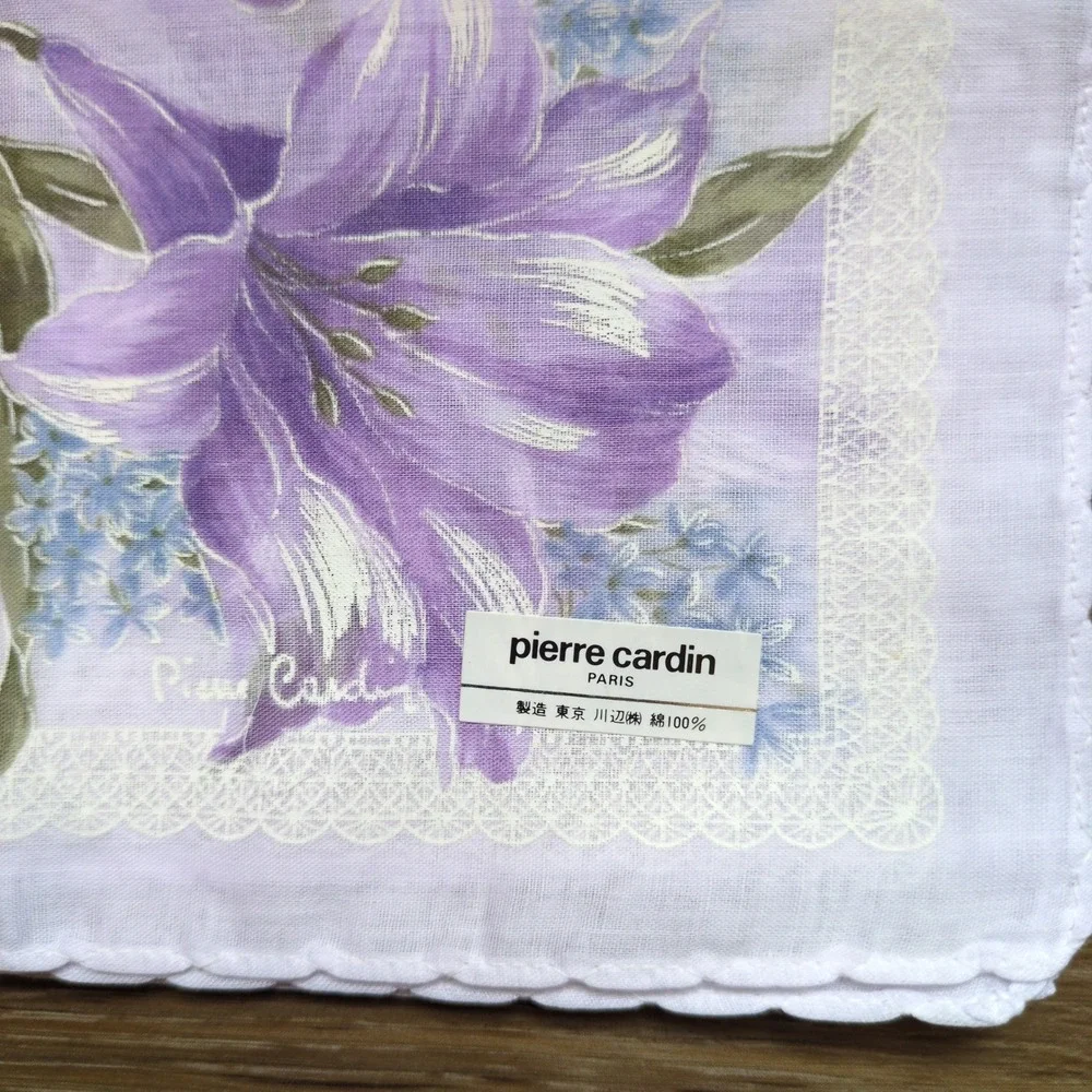 Vtg Pierre Cardin Handkerchief Purple‎ Floral Lily Scalloped Edge Cotton 18.5